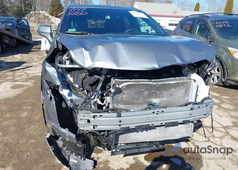 2024 Cadillac Xt5 Awd Premium Luxury z USA, uszkodzony, nr VIN 1GYKNDR4XRZ741864